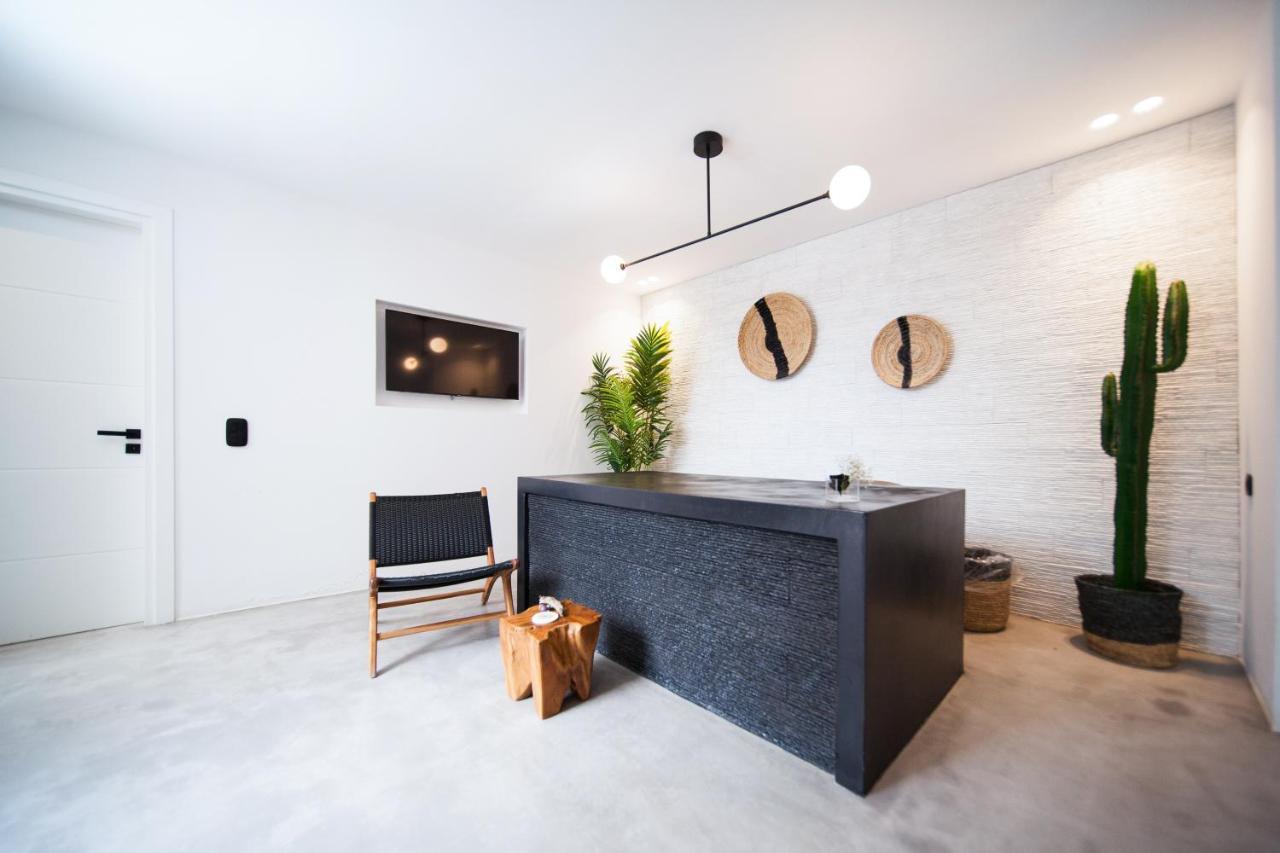 Agrari Bo Suites By Mykonos Rocks Exterior photo
